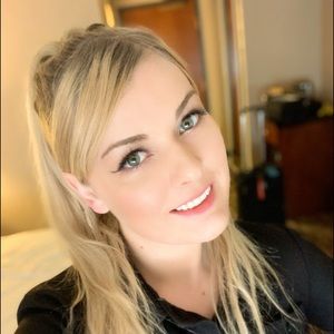 Meet your Posher, Raquel